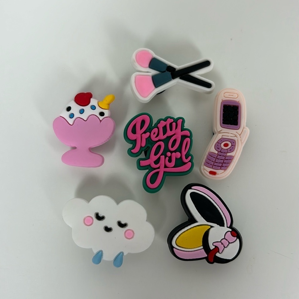 Jibbitz ~ Crocs ~ Charms ~ Makeup ~ Feminine